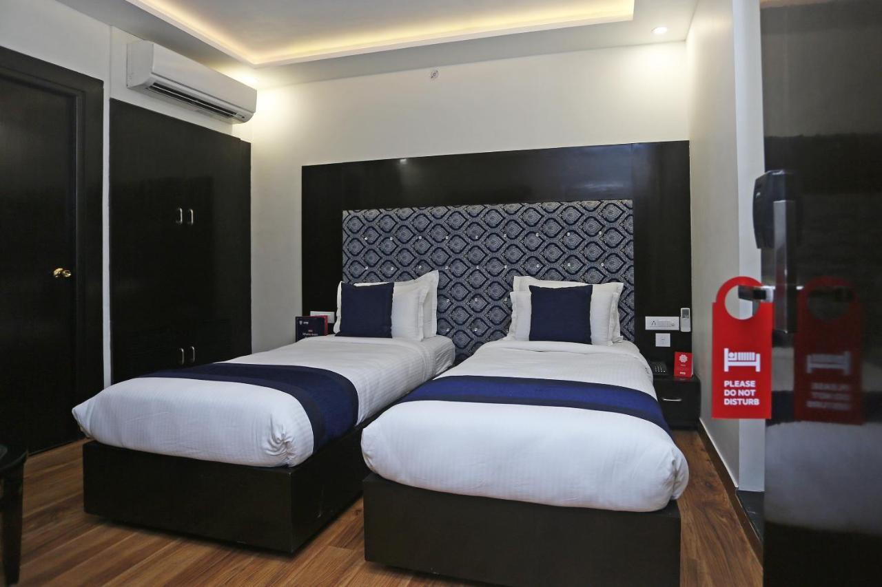 Hotel Pearl Blue Agra  Exterior foto